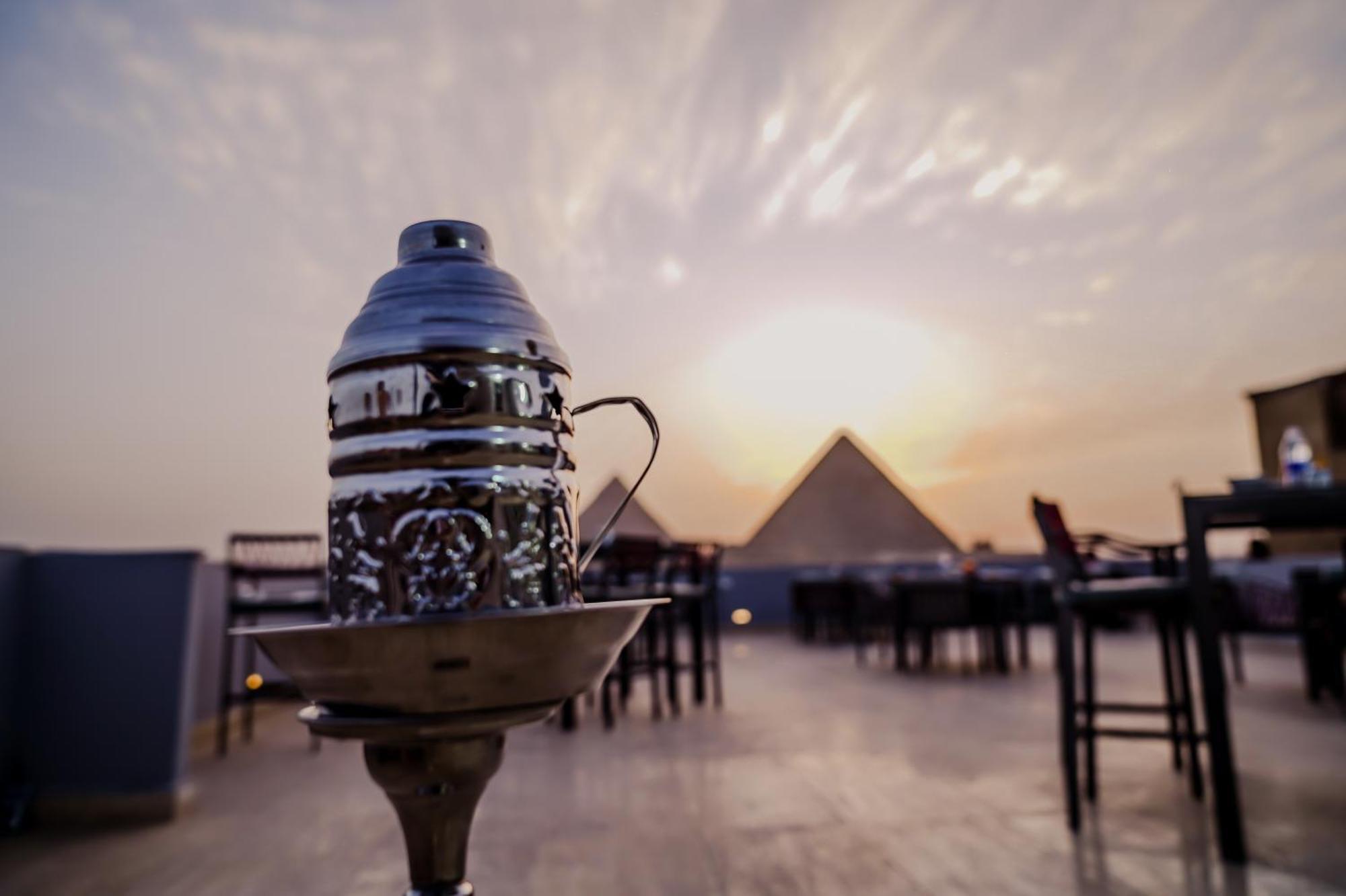 Pyramids Hotel Kafret el-Gabal Esterno foto