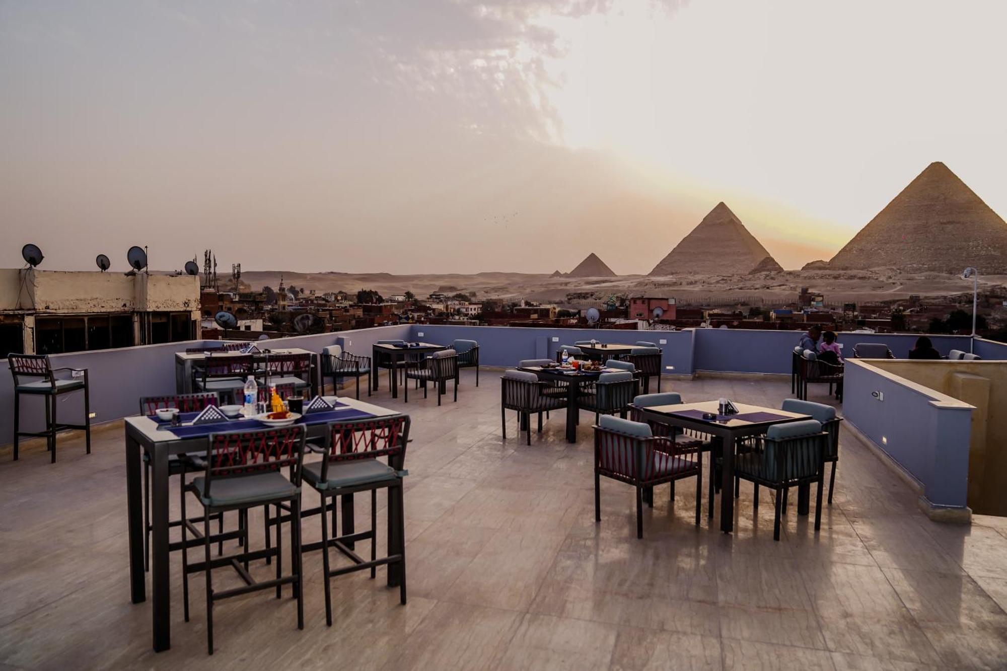 Pyramids Hotel Kafret el-Gabal Esterno foto