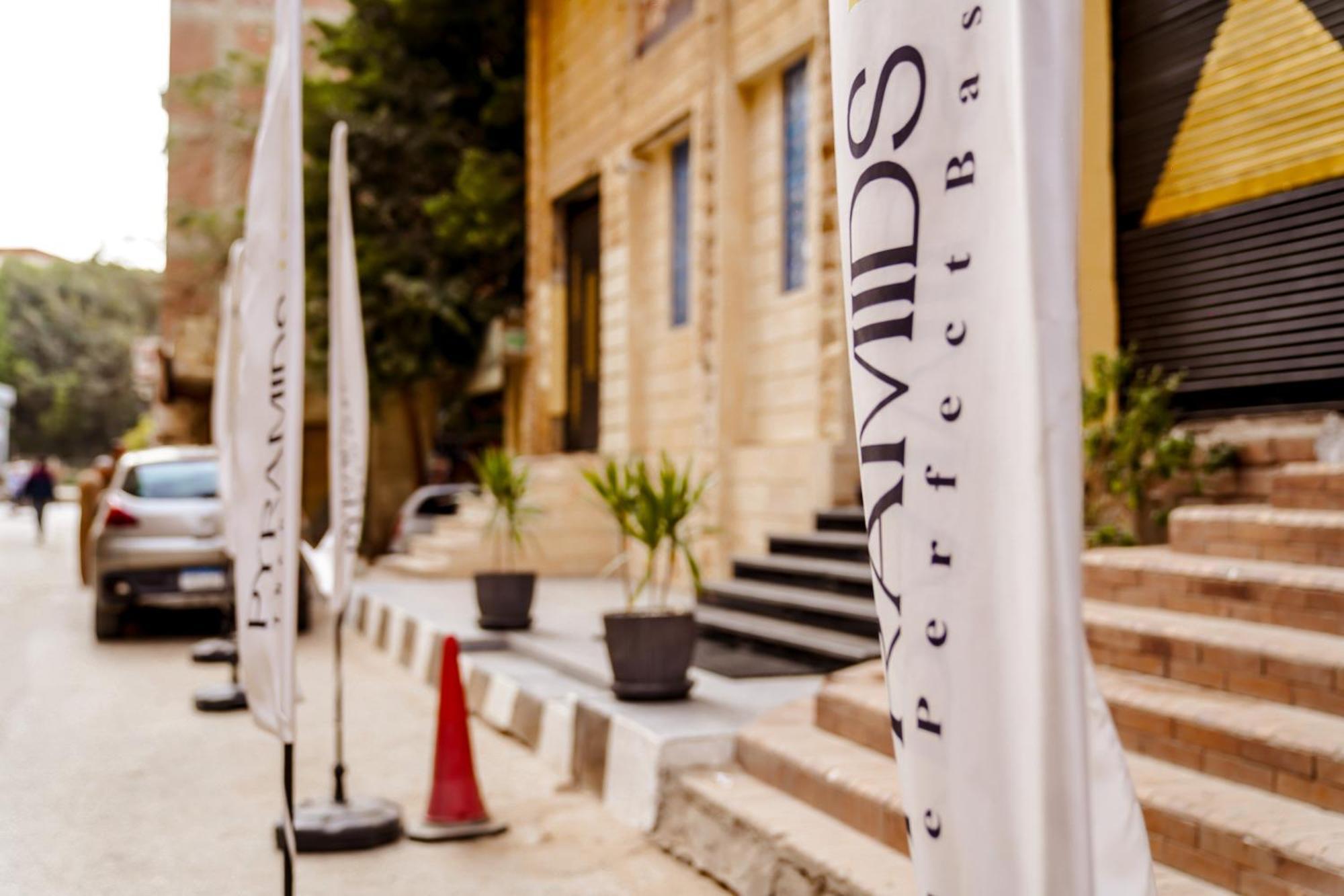 Pyramids Hotel Kafret el-Gabal Esterno foto